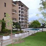 Exclusive Suites In Azur Panorama Apartment